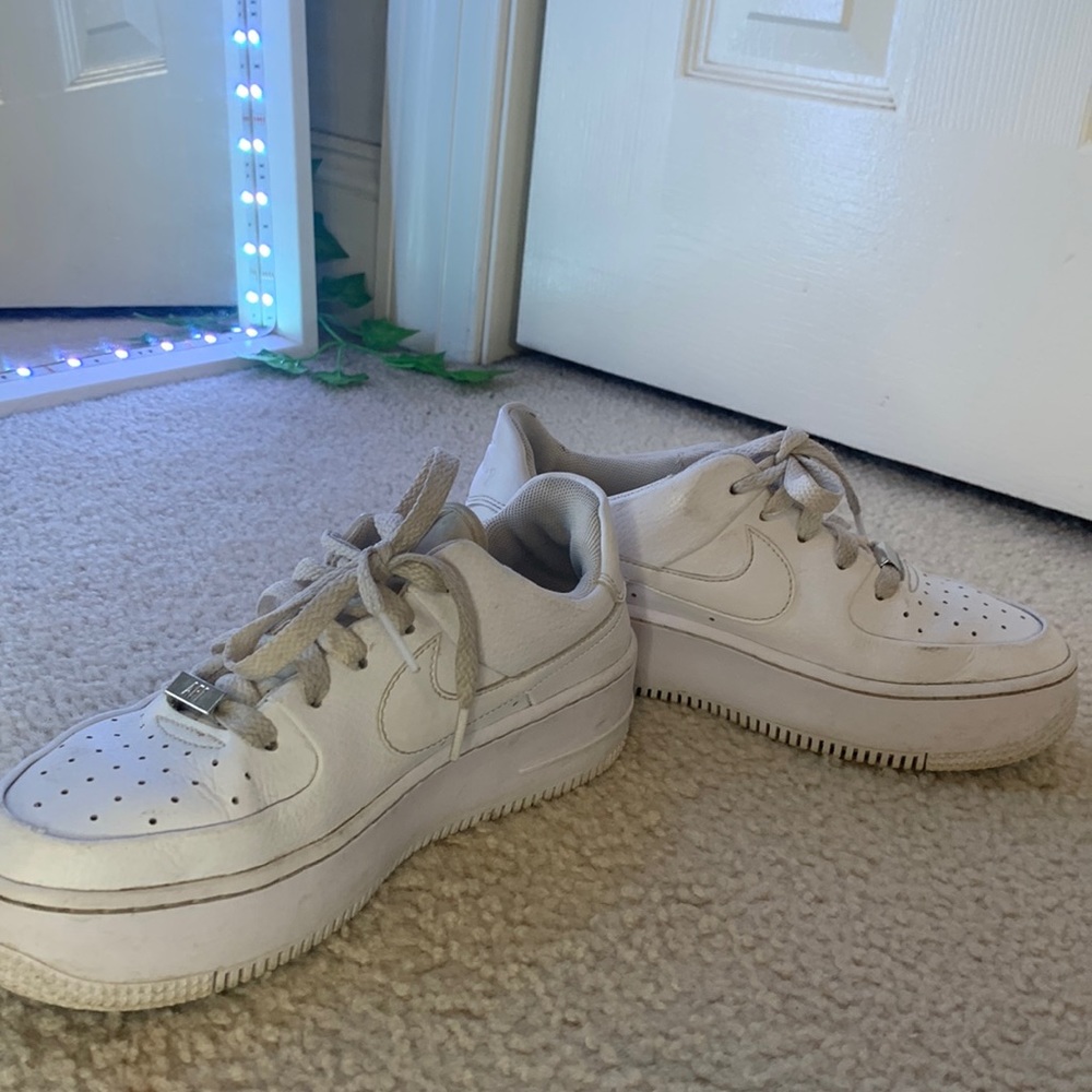 NIKE air forces